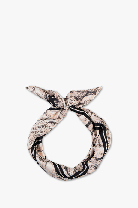 Tendances mode printemps:été - python