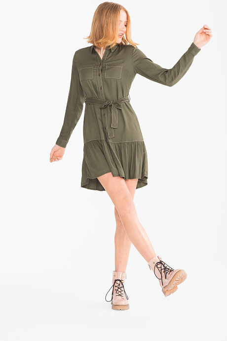 Tendances mode printemps:été - saharienne