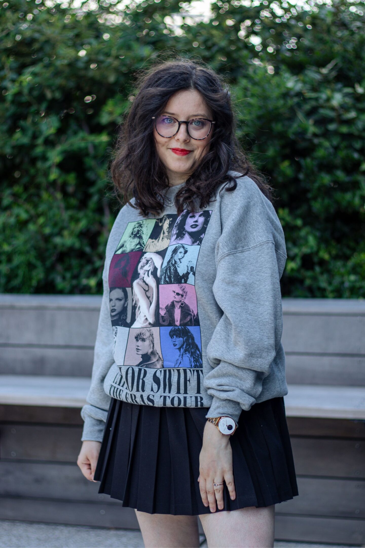 4 looks avec du merch Taylor Swift