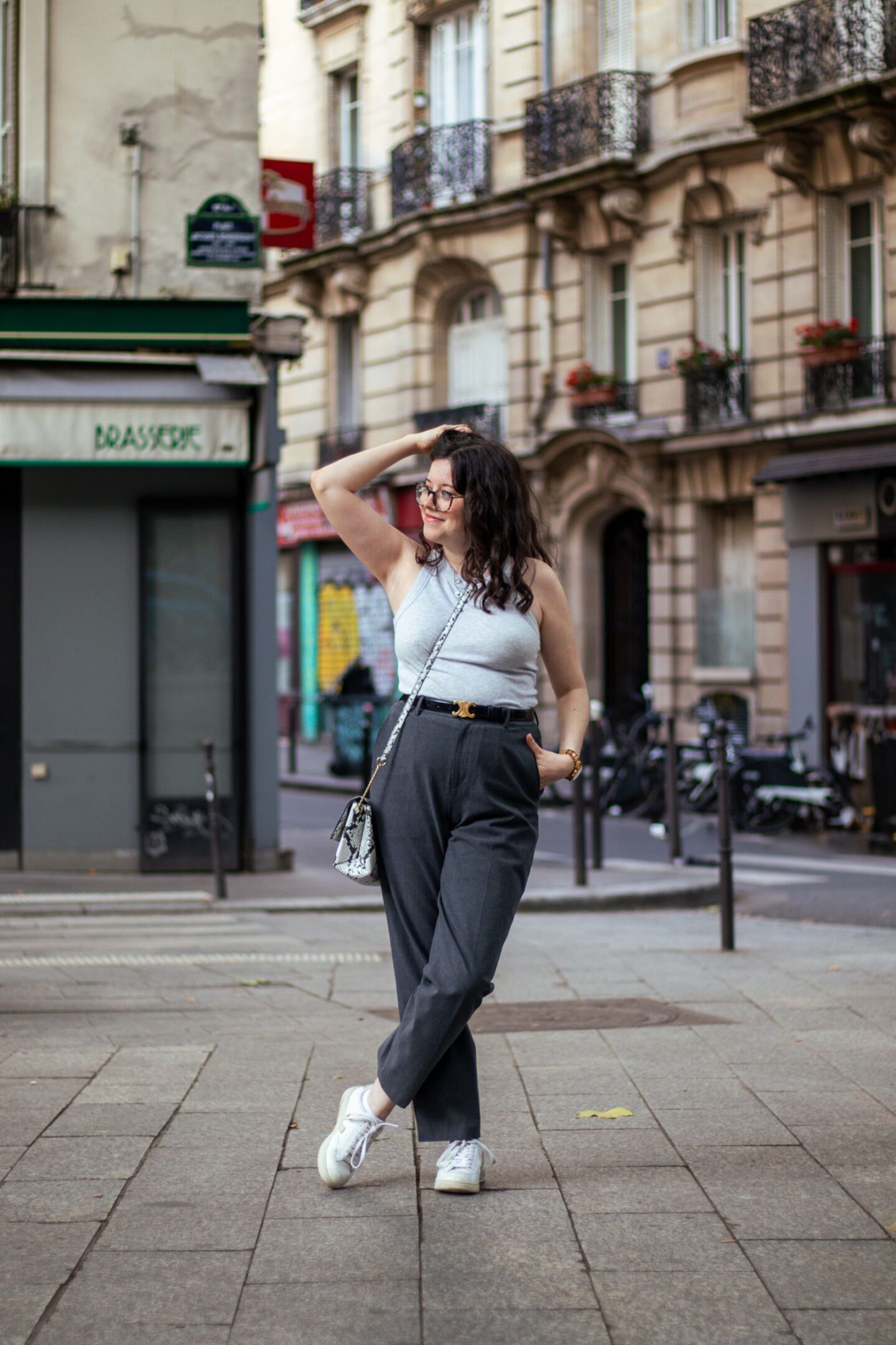 Un look d’été avec des baskets