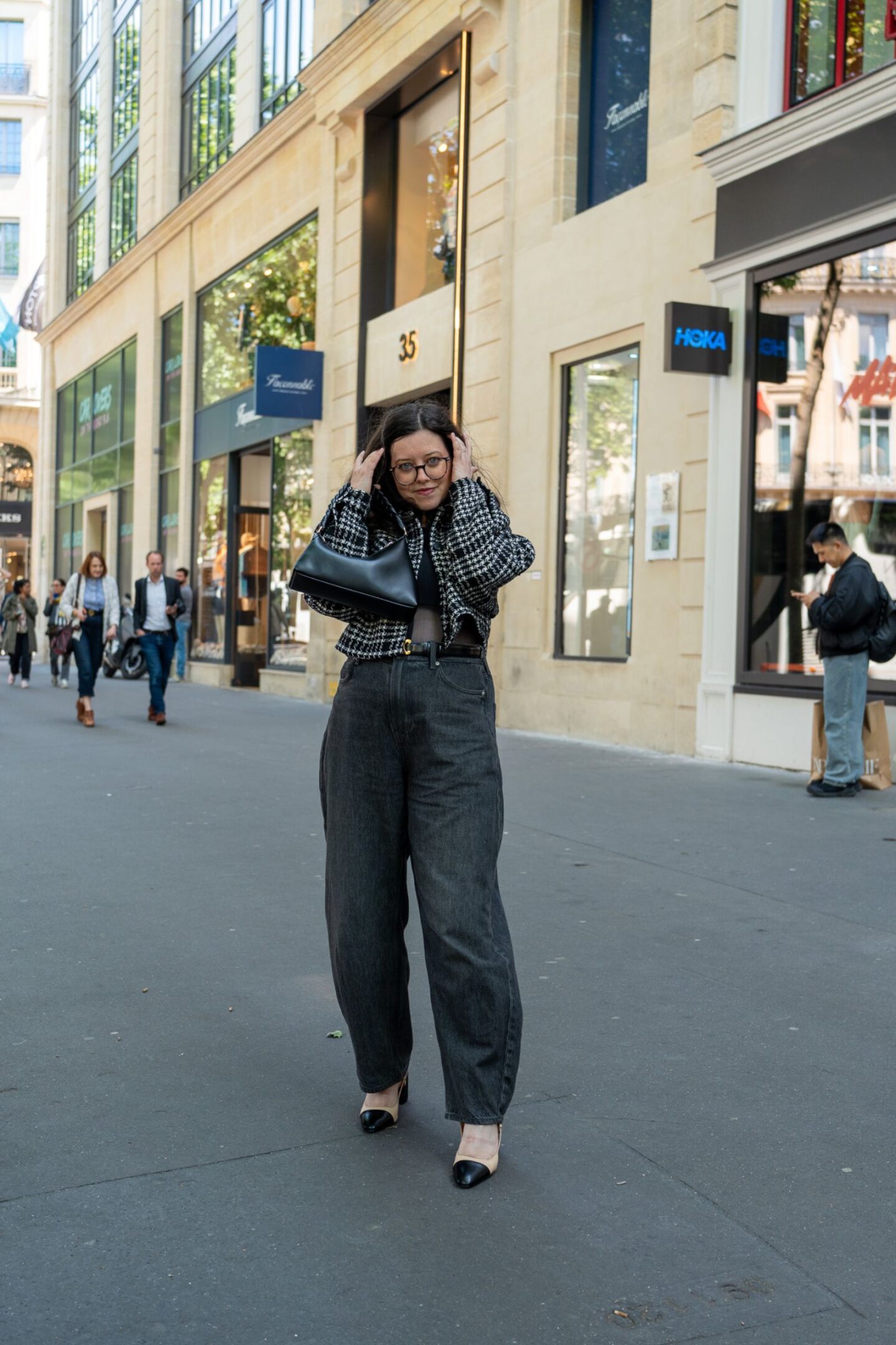 3 façons de porter le barrel jeans pour le printemps