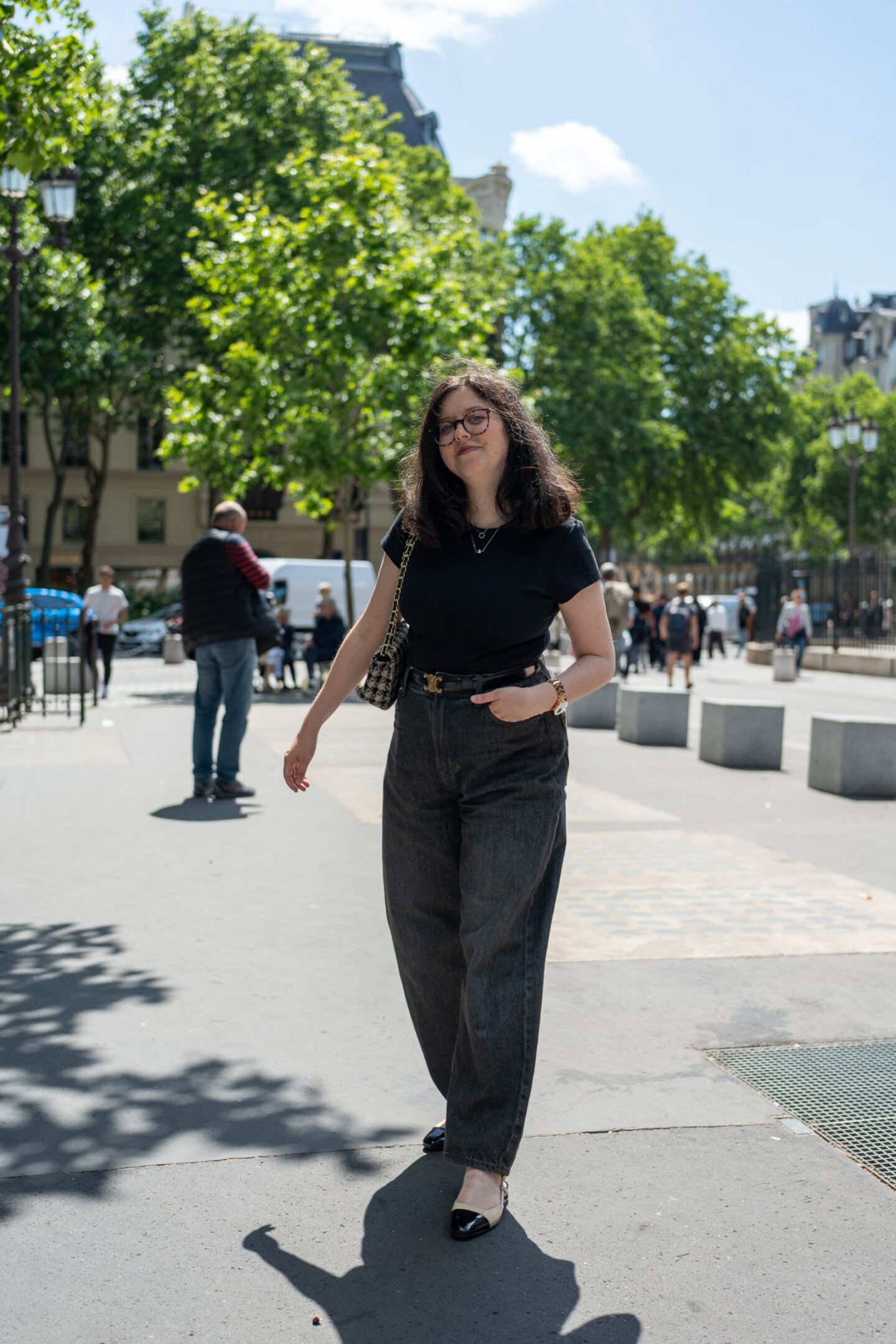 3 façons de porter le barrel jeans pour le printemps