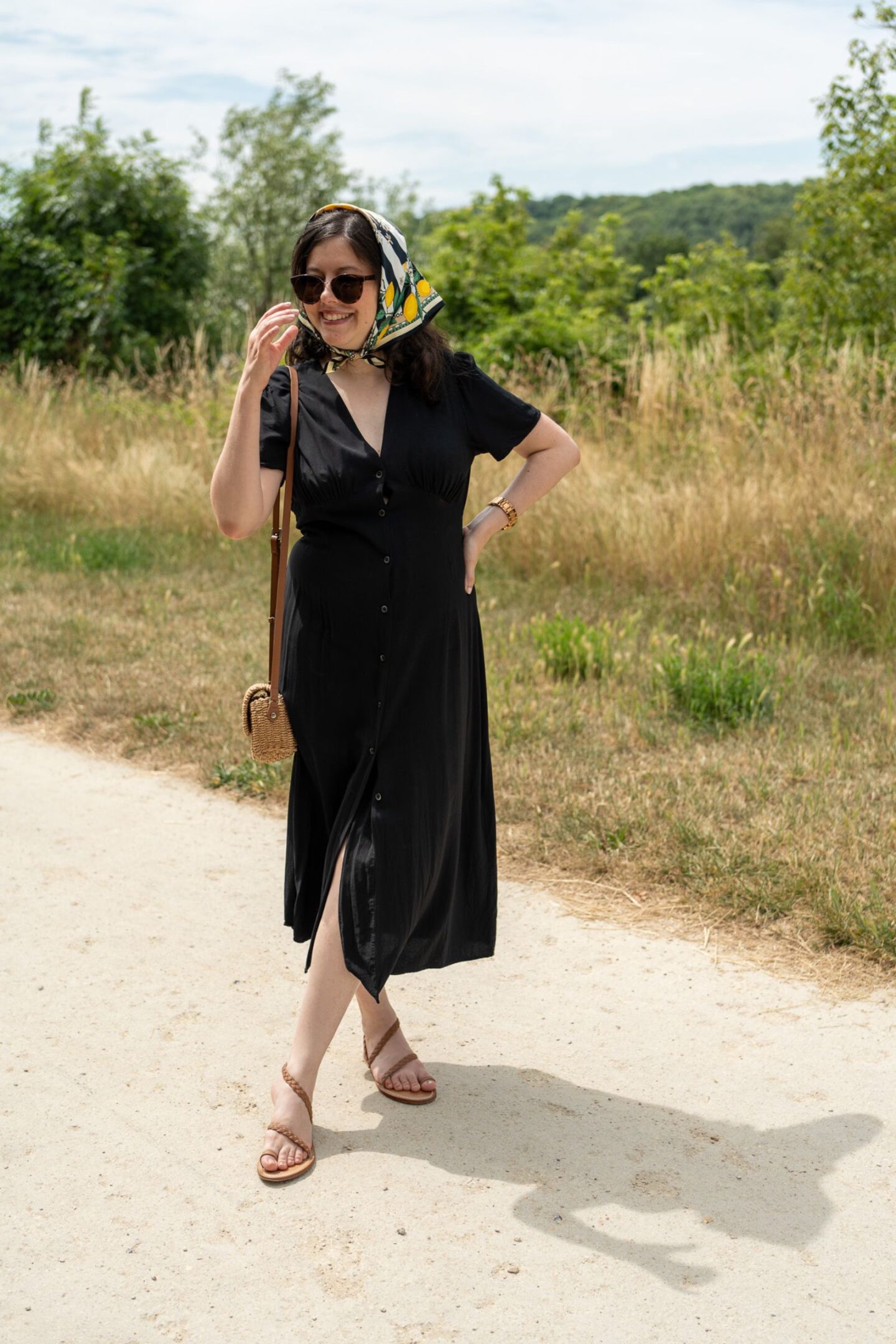 3 façons de porter le foulard cet été