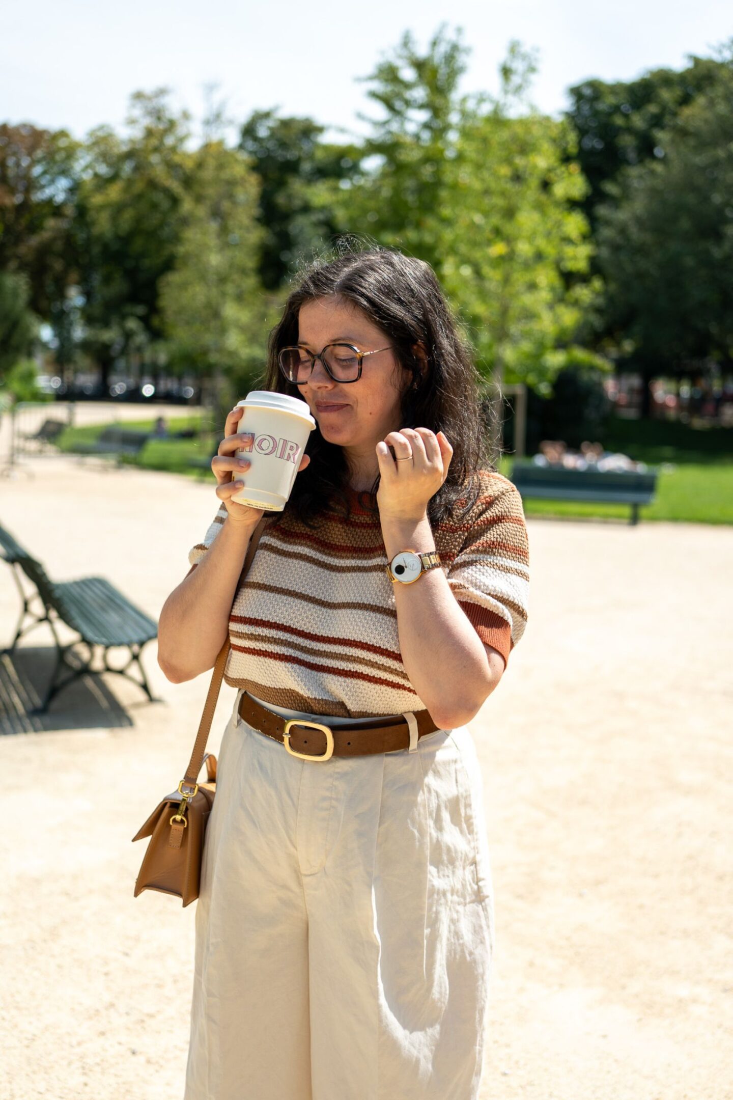 3 looks avec des grosses sandales