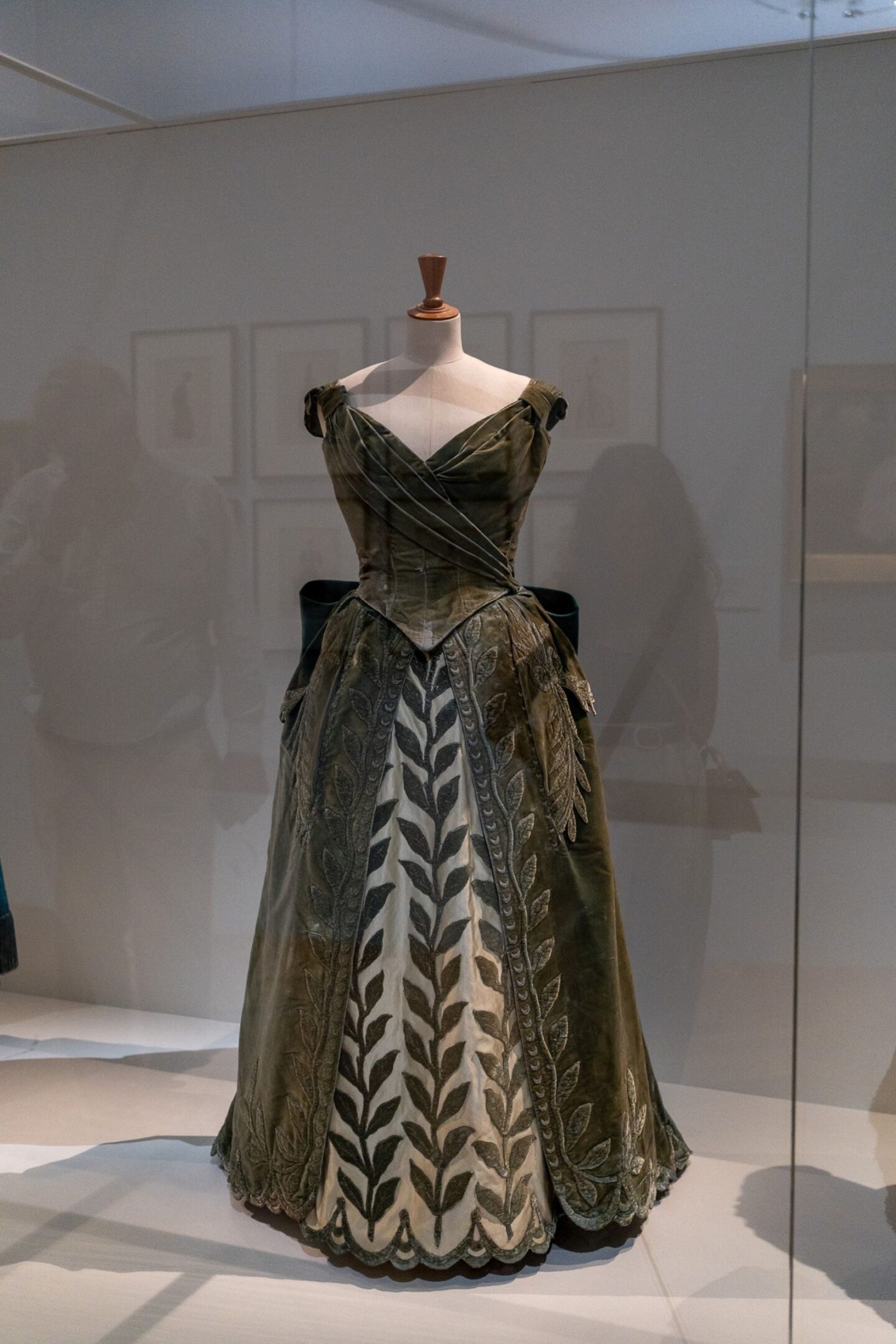 exposition Worth Petit Palais