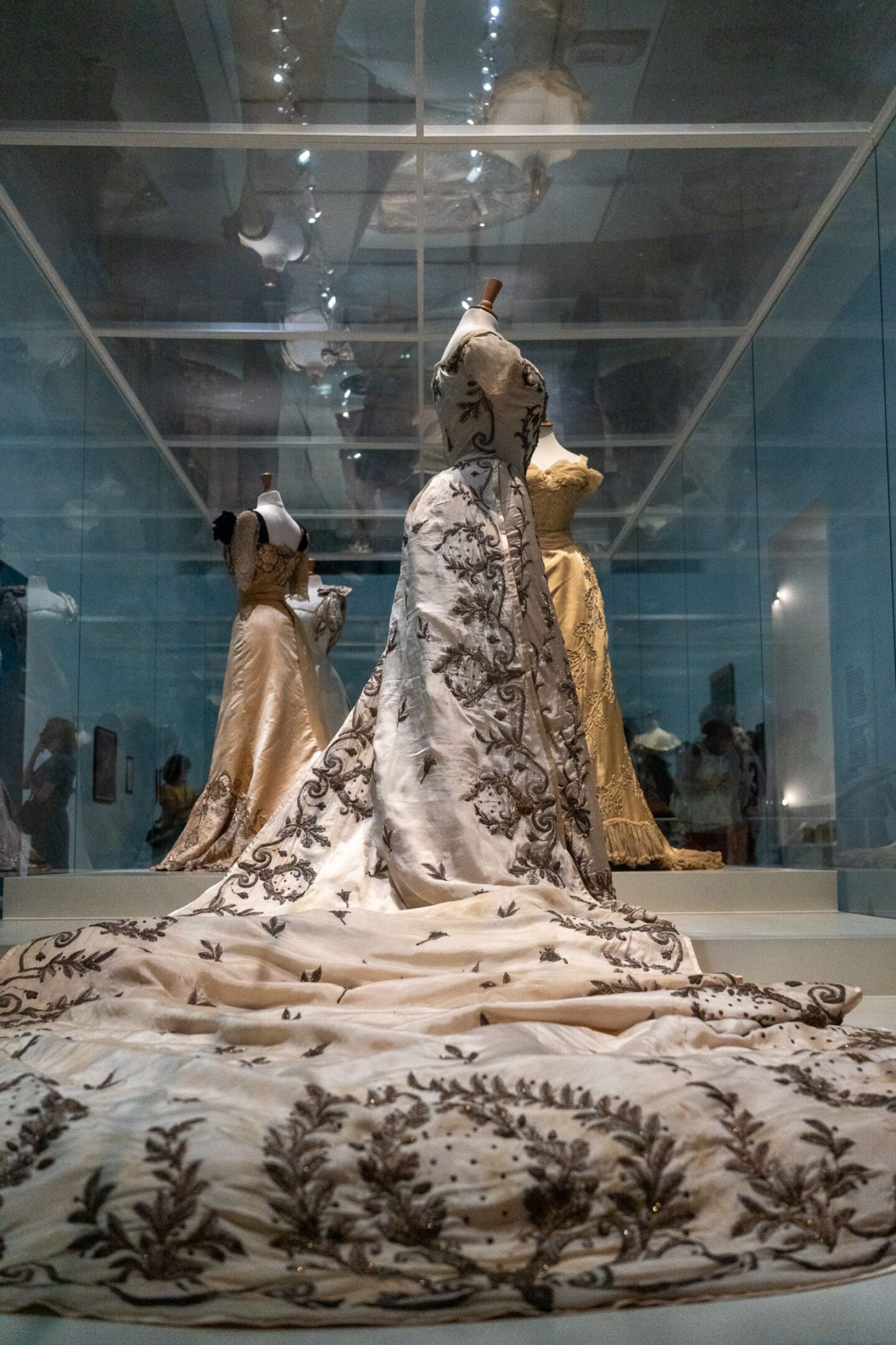 exposition Worth Petit Palais