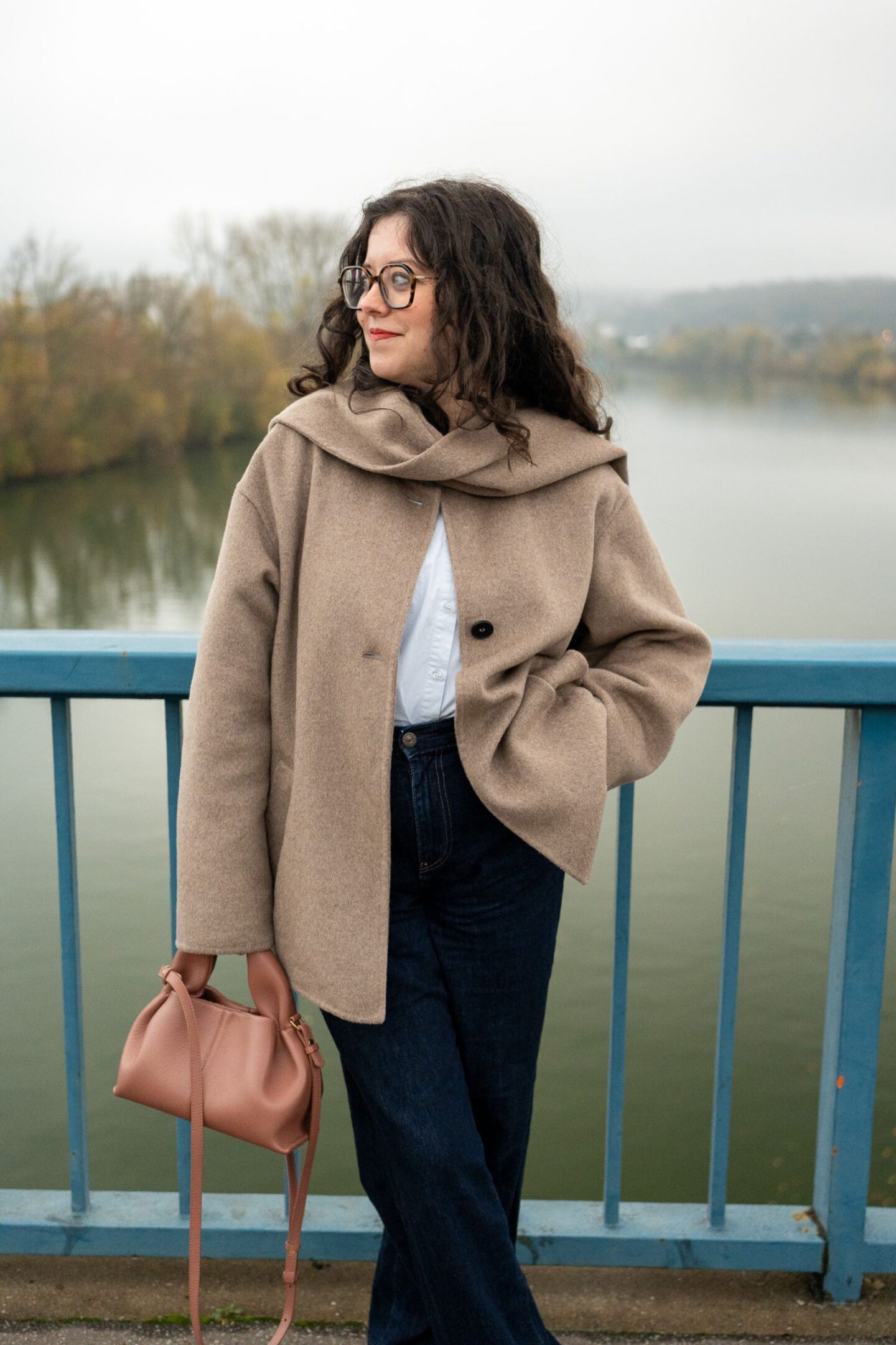 Comment porter le manteau drapé ?