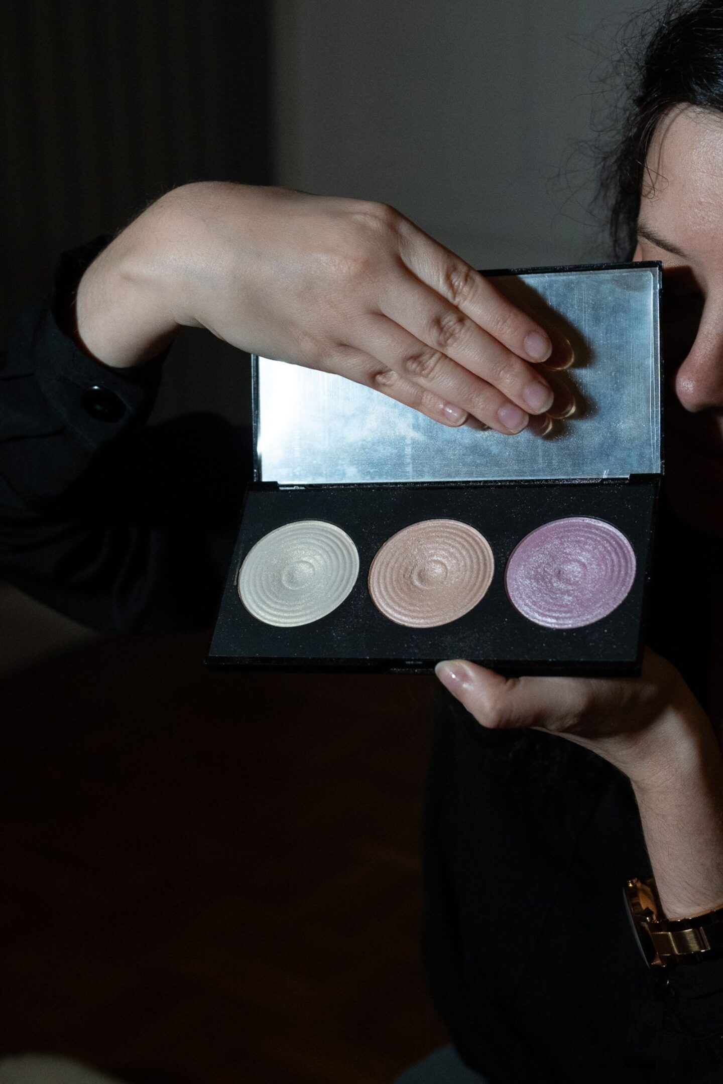 Un maquillage express pour les f&ecirc;tes