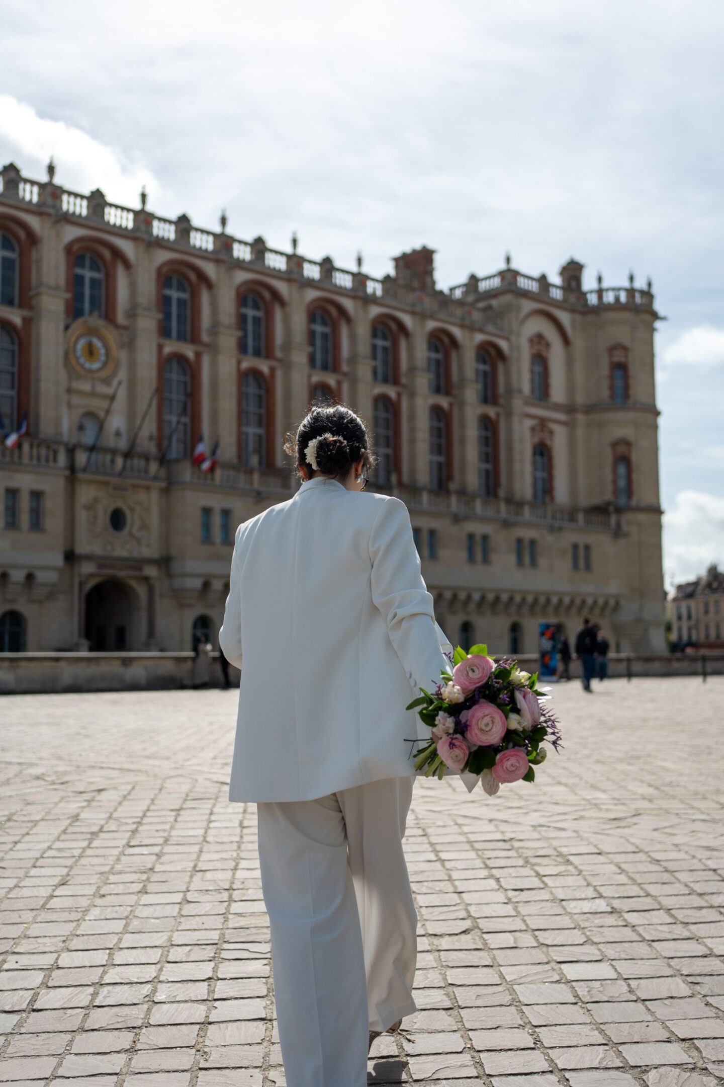 Comment s&rsquo;habiller pour un mariage civil ?