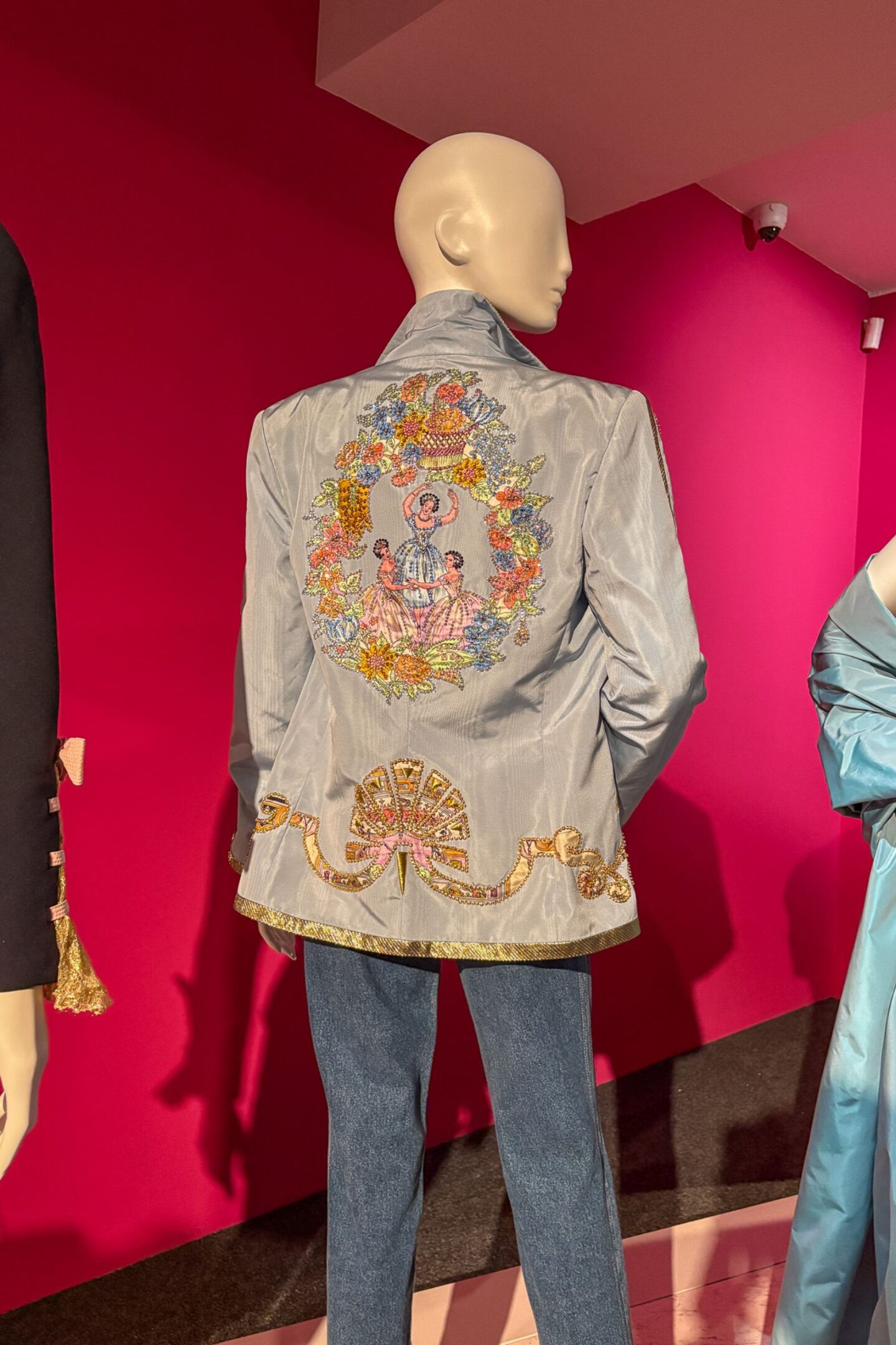 Faut-il voir l'exposition Gianni Versace au Musée Maillol