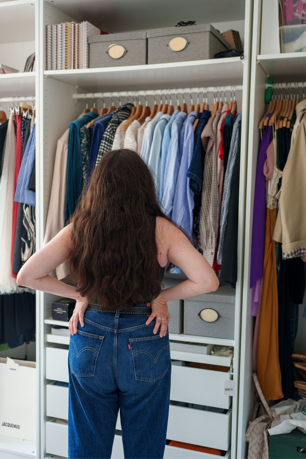 Pourquoi tu n’aimes plus ton dressing (et comment y remédier) ?